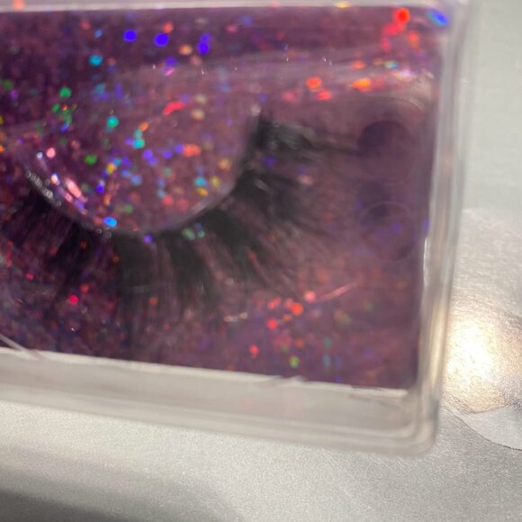 Bundle of Different Styles False Eyelashes, Fluffy Mink Lashes , Cat-Eye Look - Picture 10 of 16